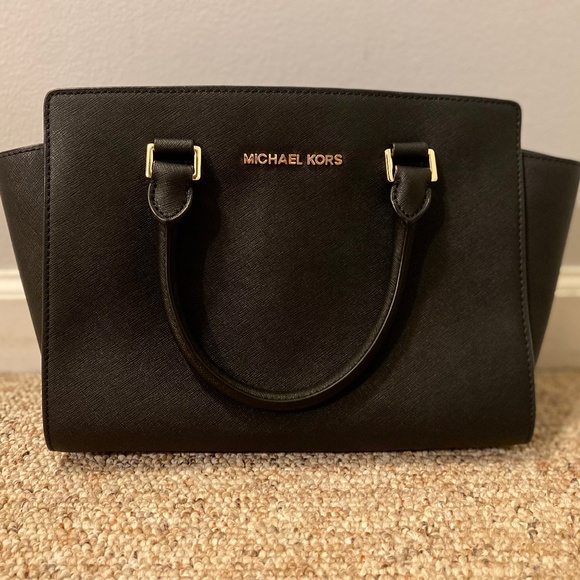 Michael Kors Selma (Medium) - Picture 1 of 4